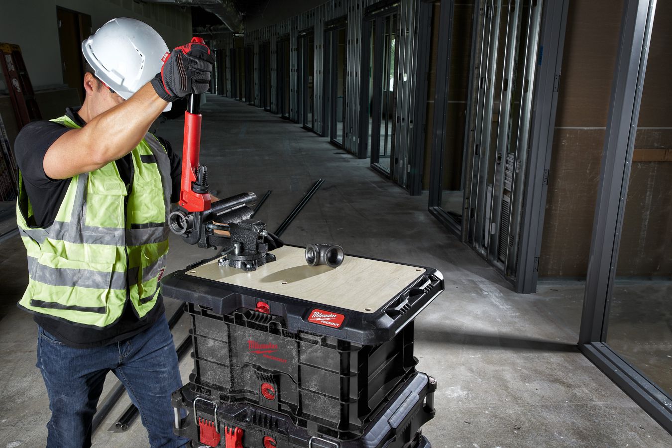Milwaukee PACKOUT Holz-Arbeitsplatte