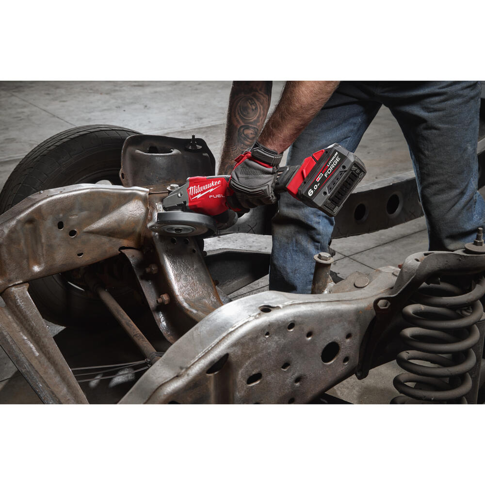 Milwaukee - M18 Akku-Hochleistungswinkelschleifer 150 mm mit Bremse, P.schalter(M18FHSAG150XPDB2-0X)