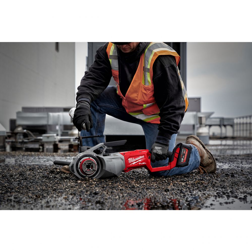 Milwaukee - 2" Akku-Gewindeschneidkluppe M18 FUEL ONE-KEY (M18 FPT2-121C)